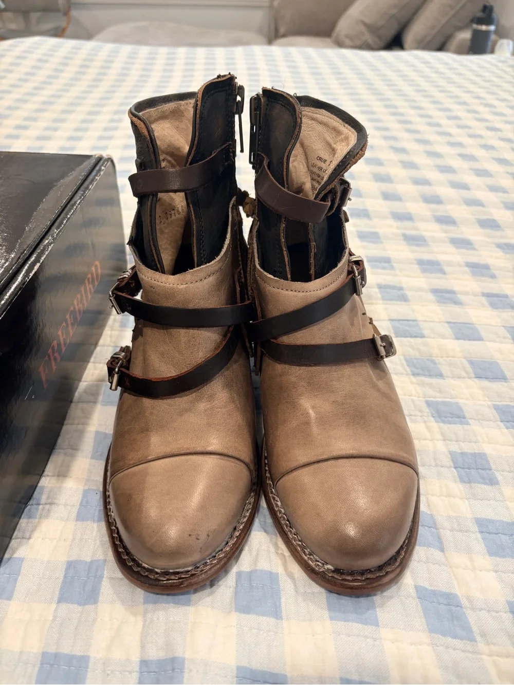 NWT $315 FREEBIRD Crue Grey Multi Buckle Ankle Boots Sz 10